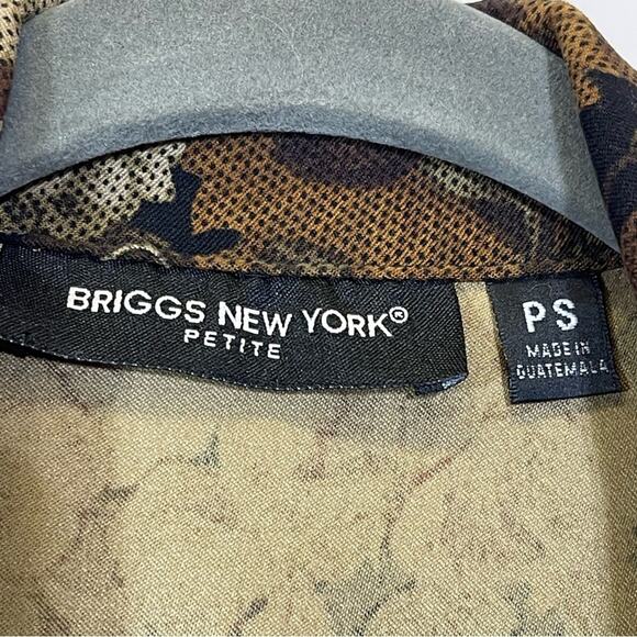 Briggs New York Petite, Floral Light Jacket. Size Small Petite. Excellent cond! - Picture 2 of 5